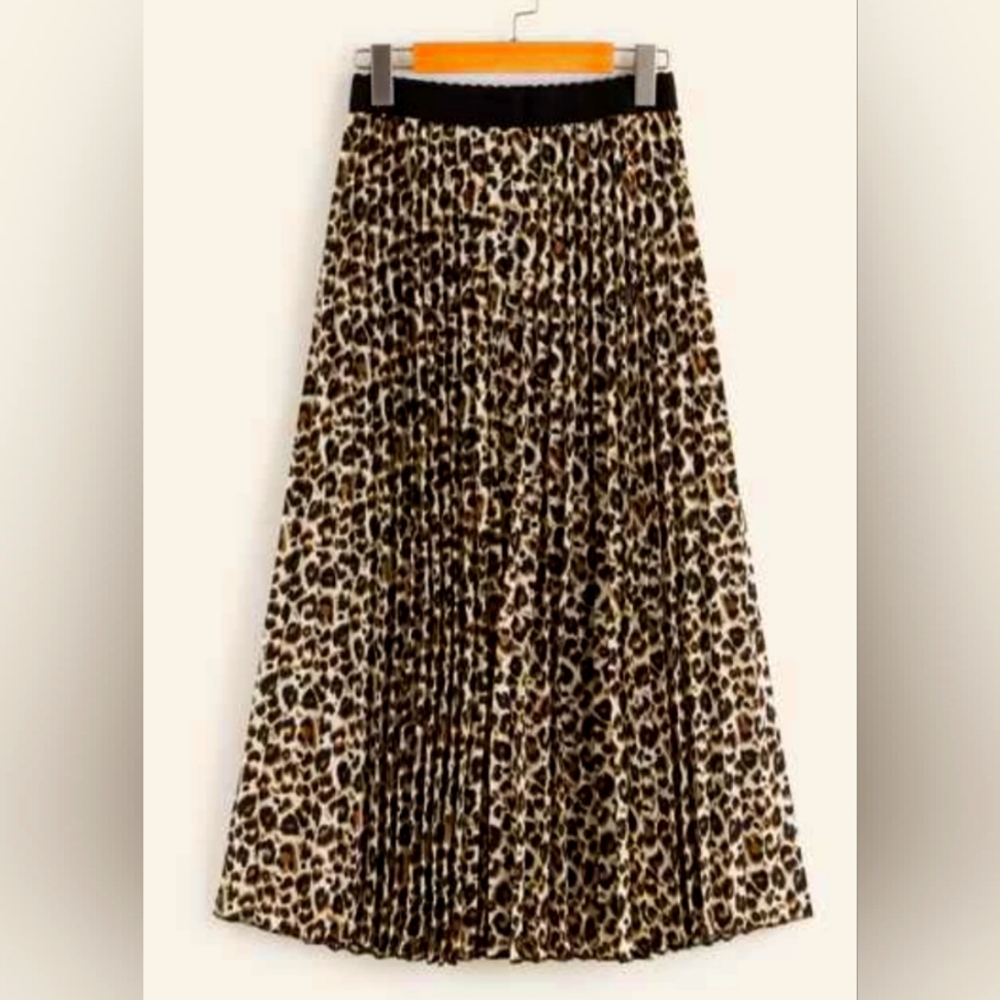 4 for $20 Cheetah print skirt